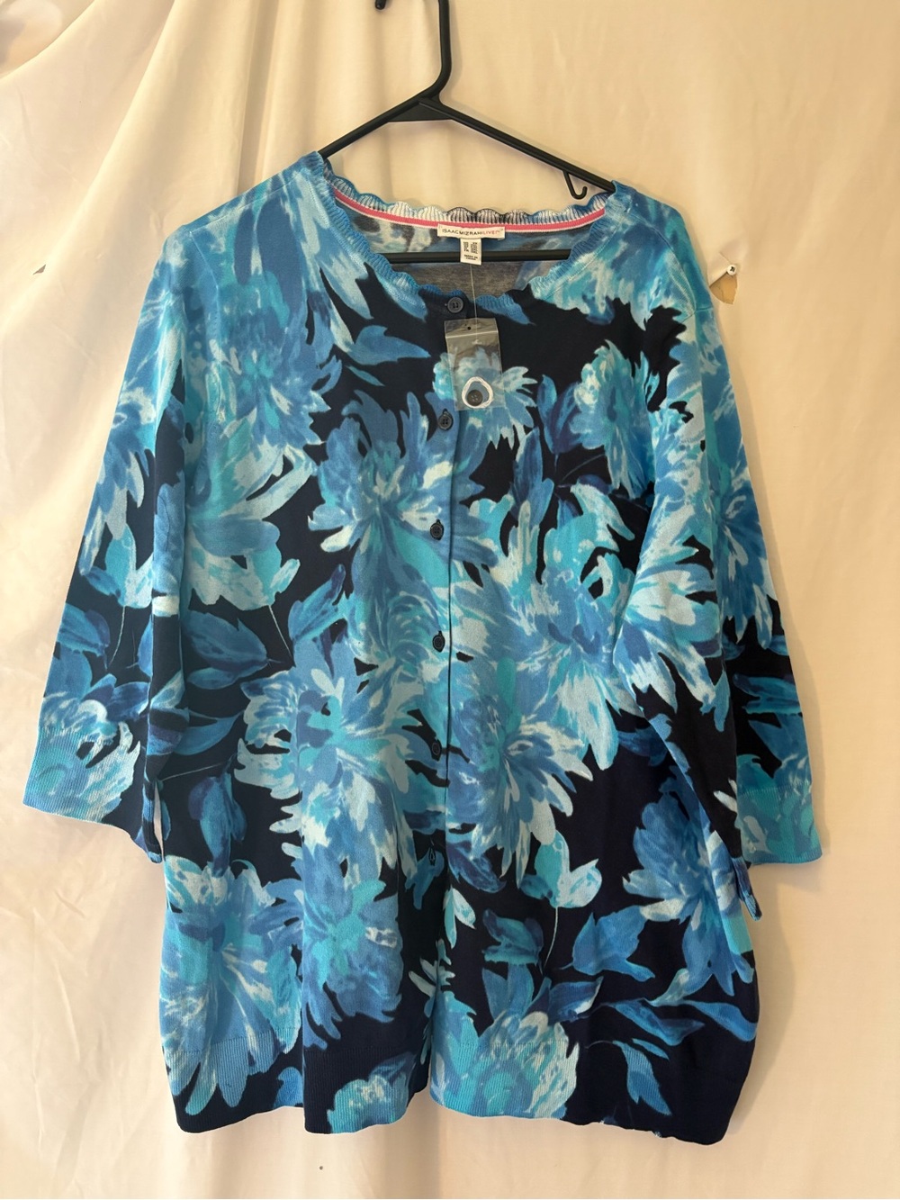 Isaac Mizrahi Navy and Blue Floral Button-Front Top